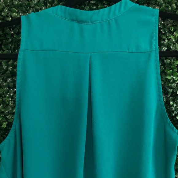 Top - Picture 5 of 8